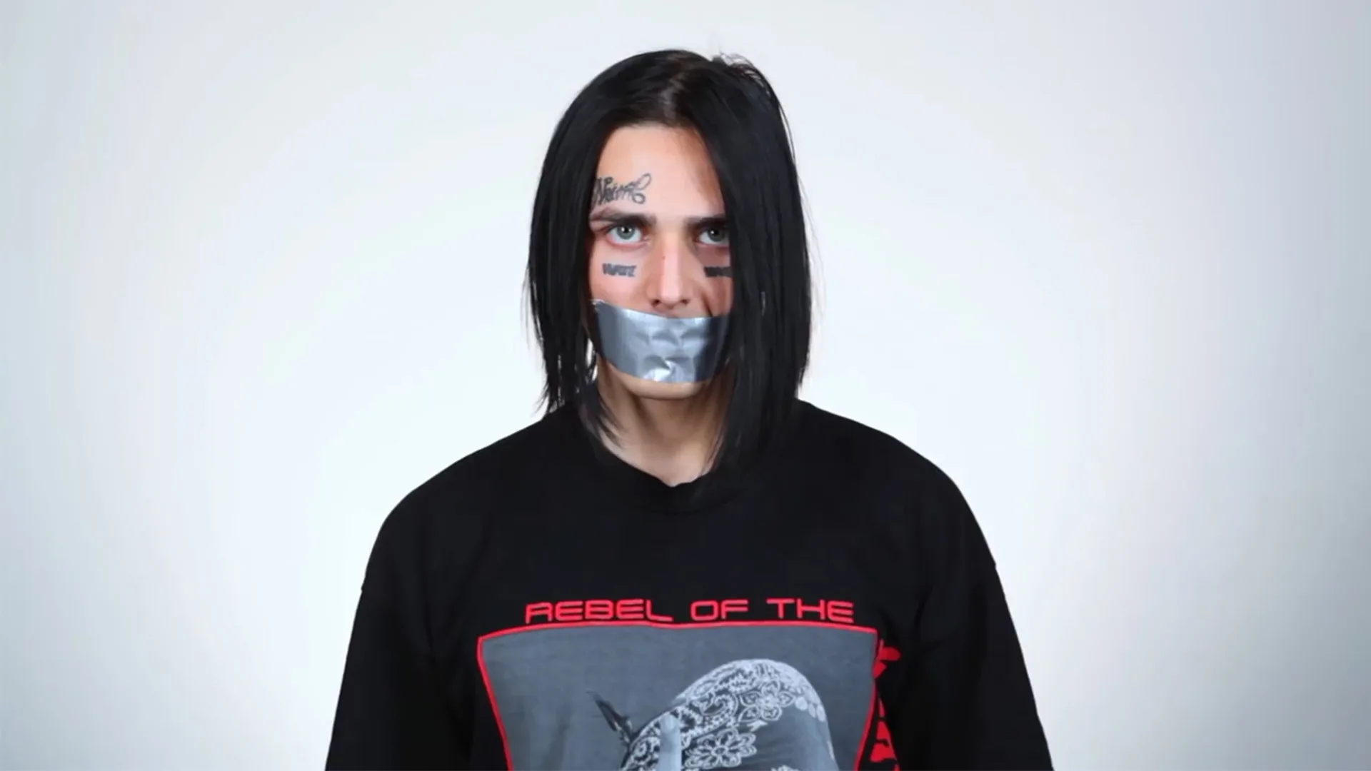 Face – Dazed Texts